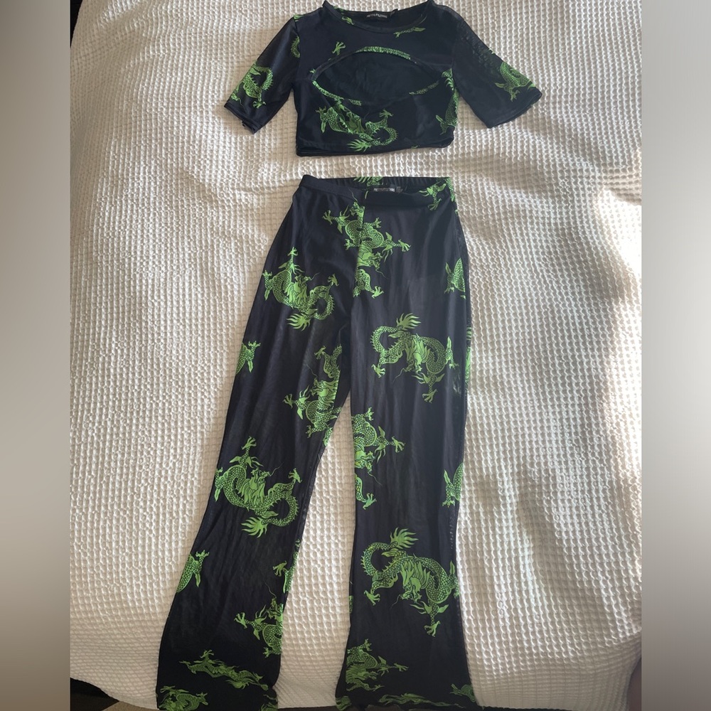 Two Piece Set - Picture 3 of 5